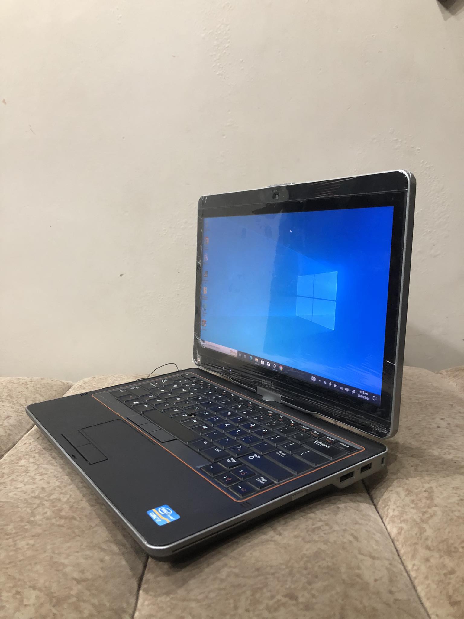 Dell Latitude XT3 Core i7 2nd Generation Blacklight Keyboard Touch Screen 360 Rotation Plus tab & Pen Awesome laptop