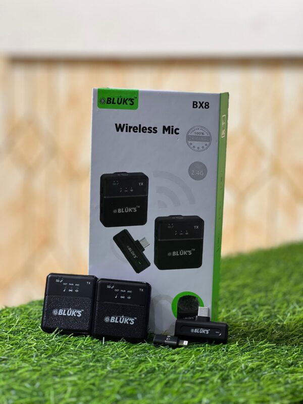 BLUKS BX8 WIRELESS MIC | Dual Wireless Lavalier Microphone | Noise Cancellation | Ultra Low Latency | Charging Case and Dual Mics | Plug & Play Compatible with iPhone & Android Devices